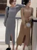 Vestidos casuais mulheres vestido de malha sólida com fendas laterais bodycon outono inverno elegante manga longa feminino torções camisola 2023