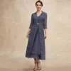 2024 Grau Vintage Zwei Stücke Kurzes Kleid für die Brautmutter Chiffon Spitze A-Linie V-Ausschnitt Patin Hochzeit Party Kleider mit Jacke