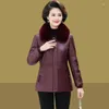 Skórzana damska w średnim wieku i starsza mama kurtka zimowa mody krótka plus aksamitna wyściełana płaszcz Kobieta luźna odzież wierzchnia H3352