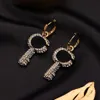 Fashion designer necklace bracelet jewelry set double letter crystal embellished full of diamond key pendant ladies metal chain br2740