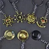 10st Lot Fashion Jewelry KeyChain One Piece Monkey D Luffy Straw Hat Rudder Skull Pendant Nyckelkedjor för fansfestgåva303k