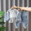 Kledingsets Baby Jongens Modekledingsets Lente Herfst 2023 Kinderen Denim Koreaanse stijl pak voor kinderen van 2-8 jaarTweedelige top + broekset 231019