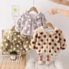 Jackor Girls Polka Dot Hooded Faux pälsrock med sammet förtjockande 2023 barnkläder. Baby flicka vinterkläder