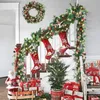 Dekoracje świąteczne Wanna przed oświetleniem 24-calowym oświetlonym świątecznym wieniec do drzwi przednie czerwony biały wieniec na drzwi świąteczne 231019