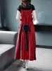 ワークドレス2023女性のナショナルスタイルの赤い大きな格子縞のストラップドレスとTシャツの2ピースセットのドレスセットNW20B6884