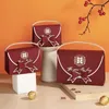 Present Wrap Chinese Style Bröllopspresenter för gäster papperspåsar med handtag Candy Box Bolsas Para Empacar Productos Packaging Boite