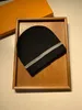 Nouveaux chapeaux de créateurs de mode Bonnet pour hommes et femmes automne / hiver chapeau en tricot thermique bonnet de marque de ski bonnet de haute qualité à carreaux chapeau de crâne marron bonnet de toque chaud de luxe