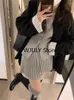 Vestidos casuais 2023 outono cinza terno de malha para mulheres coreano fino curto cardigan top cintura alta moda saia outfit 2 peça conjunto chique