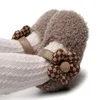 Babyschoenen 0-18Months Baby Meisje Schattige Mocassins Bloem Zachte Zool Fleece Pluche Flats Schoenen Antislip Herfst Winter Prinses