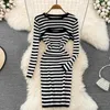 Casual Dresses Spice Girl Sexy Stripes Sticked Slim Montering Hip Stems Dress Two-Piece Long-Sleeved T-shirt med rund krage