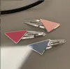 Hair Clips Barrettes Fashion Women Triangle Barrettes Designer Clips Letter Print Metal Barrette Hair Accessories For Love Gift Party YY