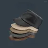 Casquettes de baseball Chapeau de chevalier noir à la mode Casquette de baseball en faux cuir pour femmes Chapeaux plats extérieurs réglables pour hommes et femmes 2023 Automne Hiver