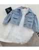 Abiti per ragazze Abbigliamento per bambini 2023 Ragazze Solido Bianco Primavera Dolce Abito da principessa Stile coreano Maglia di garza Fiore Bambini carini