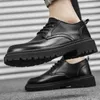 Klänningskor mäns 2023 sommar brittisk stil svart casual läderföretag stora huvudarbete mode