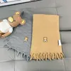 Kids Boys Girls Wool Tassel Bear Scarf 패션 럭셔리 디자이너 겨울 소녀 소년 귀여운 스카프 만화 랩 아기 소프트 액세서리 110cm