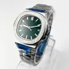 Armbanduhren 38mm Automatische Herrenuhr Silbergehäuse Glasbodenabdeckung Grün leuchtende mechanische Armbanduhren mit Kalenderfenster