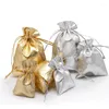 Bolsas de jóias 100pcs embalagem brilhante cor de ouro folha de pano cordão saco de veludo 7x9 9x12 11x16 13x18 sacos de presente de casamento