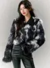 Kvinnors päls 2023 Autumn/Winter Black and White Tie Dyed Artificial Lamb Hair Coat Short Metal Button Top Chinese Style Fashion