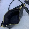 Borsa di lusso Borsa a tracolla di marca a forma di Y cucitura di design in pelle da donna in metallo Catena di alta qualità a conchiglia confezione regalo messenger all'ingrosso HQY1