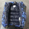 Designer Puffer Jacket Winter Men Down Parka Lång ärm Huva kappa Menskvinnor Huva kamouflagemannan