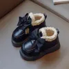 Botas Zapato de algodón para niños Arco de invierno para niñas Botas de tobillo antideslizantes con borde volteado Botas de nieve gruesas y cálidas para niños 231018