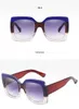 Luxe Designer zonnebrillen Vierkante zonnebril Dames Designer Oversized Frame Way Out Zonnebril Hipster Dames Shades