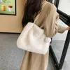 Bolsos de noche Bolso de hombro peludo para mujer Bolso de mano suave y esponjoso Bolso de piel sintética con colgante Gran capacidad Viaje de moda femenina