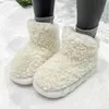 Vintrar stövlar häl inslagna bomulls tofflor för kvinnor som bär snöstövlar utanför i vintern plyschisolering hem Använd Anti Slip Simple Tjock Soled