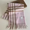 Luxury Scarf Designer Scarfs Mens Mens Cashmere Scarves Classic Plaid Long Shawl Fashion Fringe Filt Winter Warm Wraps For Chrismas Holidays Girls Party Gift