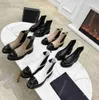 Stivali da donna di design di lusso Stivaletti in pelle di vitello neri Scarpe slip-on piatte di qualità Stivali da moto moda con apertura regolabile occidentale