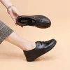 Sapatos de vestido Lace Up Flats Mulheres Oxfords Comfy Leather Shoes Feminino Designer Moafers Mulher Preto Slip Ons Senhoras Condução Sapatos Retro Loafer 231018