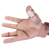 Horror Wednesday Thing Hand from Addams Family Cosplay Figurine in lattice Decorazioni per la casa Artigianato da tavolo Costume per feste di Halloween Propcosplay