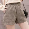 Women's Shorts 2023 Autumn Winter Wool Women Korean High Waist All-match Ladies Slim Plaid Short Pants Femme Casual Loose Outerwear Q08