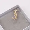 18K Altın Kaplama Charm Brand Brooch Çift Mektup Lüks Tasarımcı Kadınlar İçin Yüksek Kaliteli Pin Erkekler Klasik Pimler Broşlar Düğün Partisi Takı 20 Style