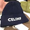 Designer impilato CELINF Big Brand Autunno/Inverno Beanie/Skull Caps Cappello lavorato a maglia Baotou Lettera a coste di lana W29E