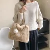 Bolsos de noche Bolso de hombro peludo para mujer Bolso de mano suave y esponjoso Bolso de piel sintética con colgante Gran capacidad Viaje de moda femenina