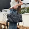 Aktentaschen Unisex Nietenhandtasche Schwarz Große Kapazität Y2K Vielseitige Leder Umhängetasche Pu Retro Harajuku Lässige Mode Umhängetaschen