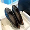 Designer schoenen Parijs merk ontwerper zwarte ballet flats schoenen dames lente gewatteerde lederen slip op ballerina luxe ronde neus dames EUR35-41