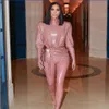 Aftonklänning yousef aljasmi kvinnor passar kim kardashian rosa 3 pieces läderkläder päls kostym koordinater hög hals lång ärm2770