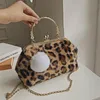 Sacos de noite Leopard Grão De Pelúcia Bolsa Inverno Maomao Mulheres Sacos De Ombro Moda Mini Crossbody Bolsa Bolsa Senhora Luxo Saco De Noite Satchel 231019