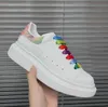 Luxurys Designer Kleurrijke Dames Heren Sneakers Schoenen Comfort Vrijetijdsschoenen Platformschoenen wit lederen Oxford lederen kledingschoen met veters