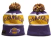 Berretti Los Angeles Lakers Beanie North American Basketball Team Toppa laterale Sport invernale in lana Cappello lavorato a maglia Berretti con teschio A6