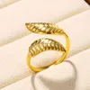 Anéis de cluster Folhagem de aço inoxidável para mulheres homens vintage punk bonito jóias clássica cor de ouro anel aberto presente de natal 2023 em