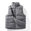 Herrvästar koreanska vinterväst mode harajuku väst ärmlösa män varm tjock jacka med ryggsäck corduroy höstrockar 231018