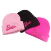 Designer Beanie Chapeaux Mode Neon Rose Tricoté Femmes Bonnet Hiver Fil Tricot Teint Coton Cappello Street Filles Chapeaux Lettre Broderie Violet Rose