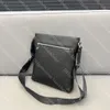 2024 Koeienhuid Reliëf Heren Schoudertas Designer Crossbody Tas Klassieke Zwarte Lederen Messenger Bag Mannen Portemonnee Telefoon Case