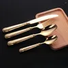 Servis sätter 4st högkvalitativ restaurang Premium Wedding Metal Gold Cutery El Plated Flatware Spoon Knife Fork