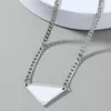 Hanger Kettingen Mannen Kettingen Roestvrij Stalen Sieraden Zwarte Driehoek Brief Ketting Voor Vrouwen Hip Hop Geometrie Chokers Man