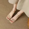 Sandaler läderkvinnor 2023 Summer Red Beige High Thin Thin Heeled Party Shoes Sexiga damer Ankel Rem Buckle Square Toe