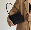 Shoulder Bags Underarm bag high-end and design one shoulder crossbody bag simple square handbag fashionable women's bagstylisheendibags